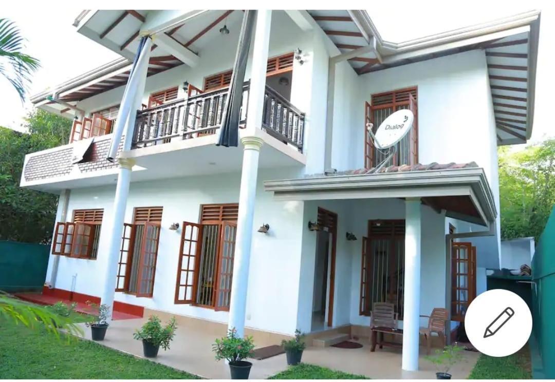 Sanasuma Villa Bentota Luaran gambar